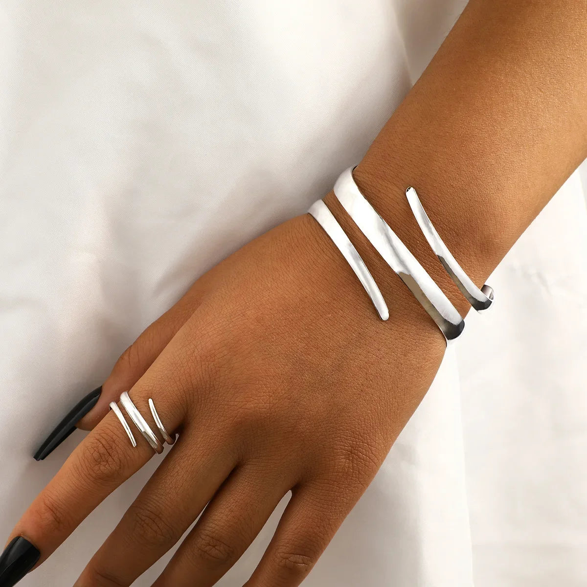 Conjunto de anel de pulseira de gota de água de aço inoxidável para mulheres luxo geométrico lágrima aberta pulseira irregular torcida pulseira jóias