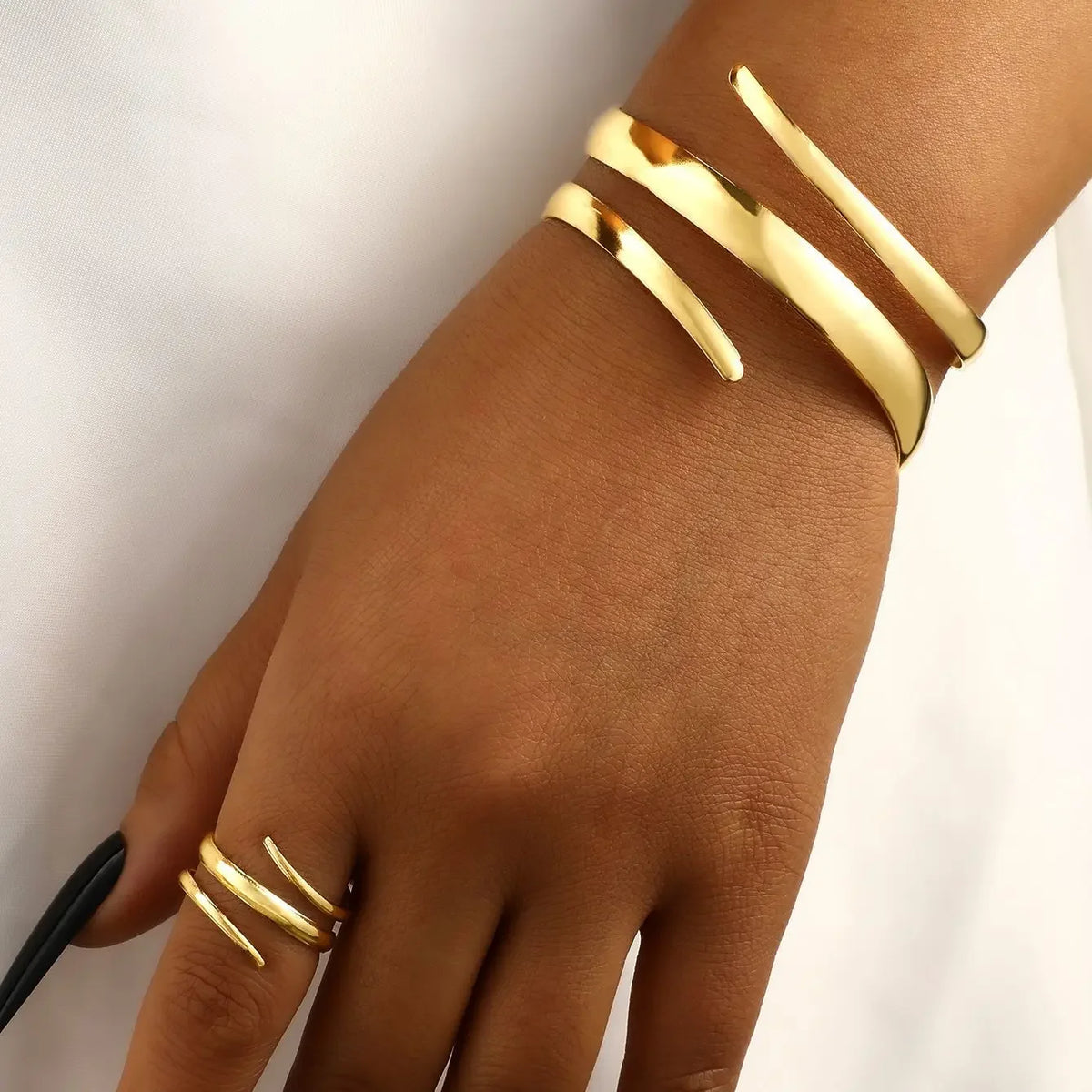 Conjunto de anel de pulseira de gota de água de aço inoxidável para mulheres luxo geométrico lágrima aberta pulseira irregular torcida pulseira jóias